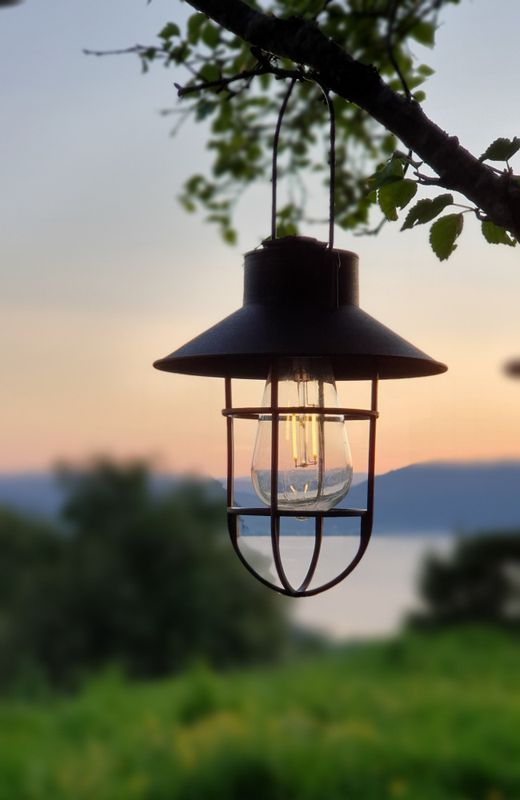 Led-lampe bronse-sort